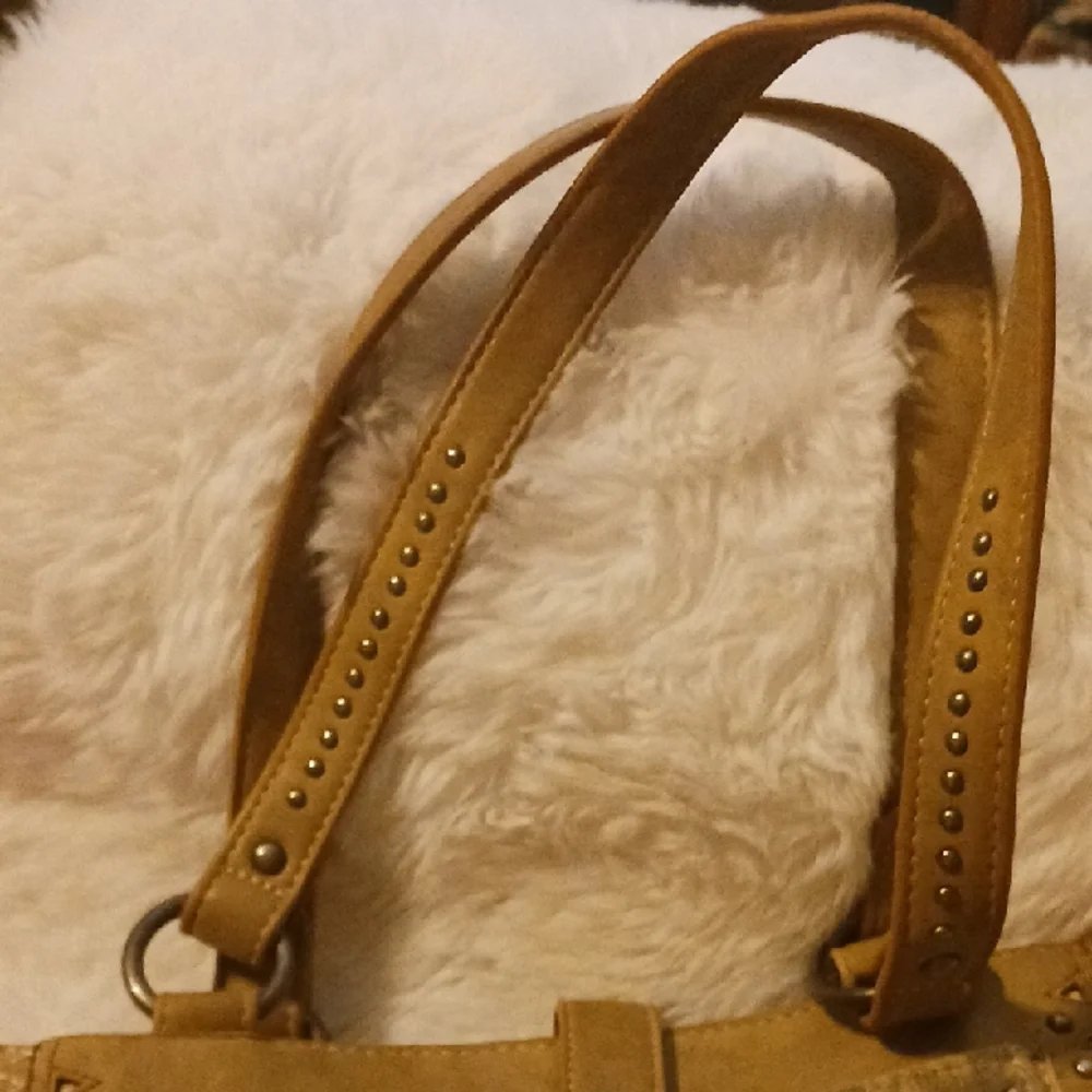 Montana WestStylish Tan and Brown Women's Bag - Picture 3 of 17